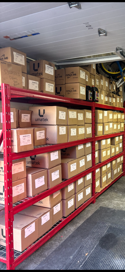 Jwl Small Engines Stocks Crankshafts , Cylinders, Pistons , Gasket sets, and lots of other snowmobil...