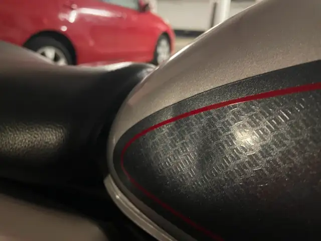 2015 Suzuki TU250X – Excellent Condition, Only 3,742 km! in Street, Cruisers & Choppers in City of Toronto - Image 5
