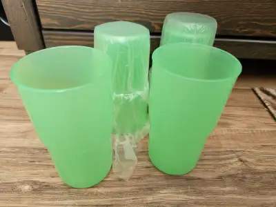 4 NEW large green TUPPERWARE stacking tumblers (ALL for $15!), View more