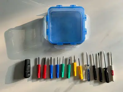 Mini Tool Set + Snap Case Mini screw driver set + odds & ends. Pickup in the Walkers Line and Lakesh...