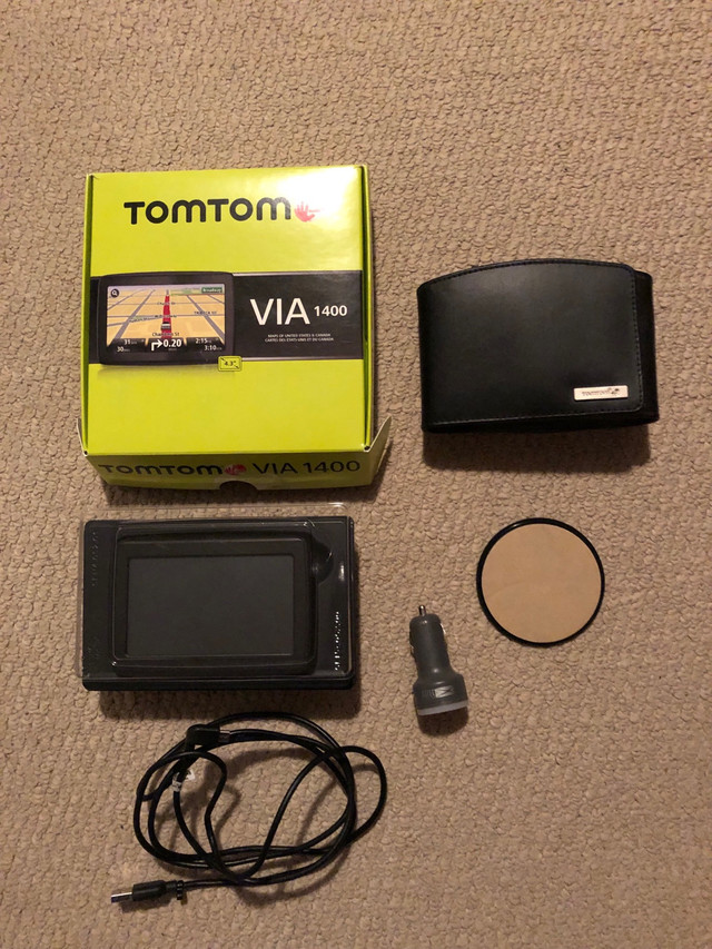 TOMTOM VIA 1400 GPS (Travel case included) in General Electronics in City of Toronto - Image 2