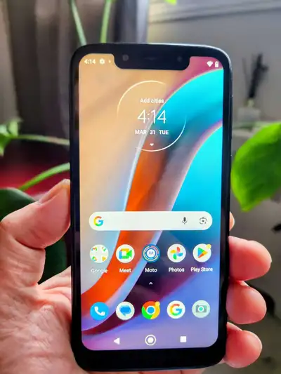 Motorola G7 Play (Dual Sim), View more