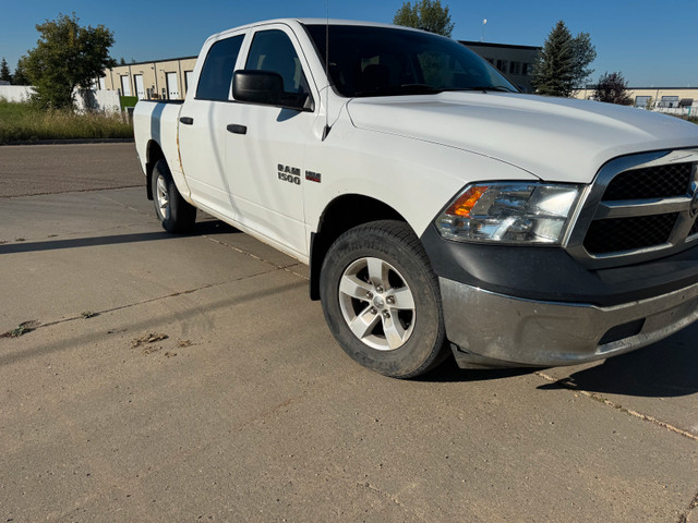 2015 RAM ST Dodge low Km 137km in Cars & Trucks in Edmonton - Image 3