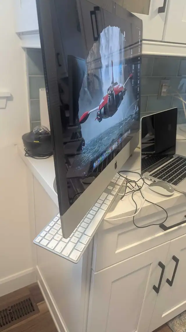 Mac Apple Sales and Repairs in Laptops in Markham / York Region - Image 6