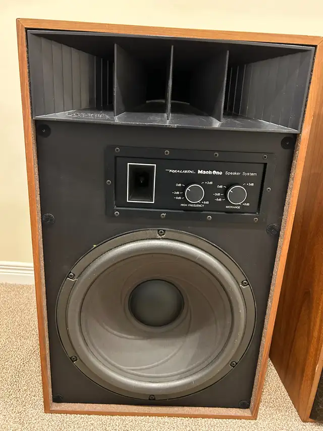 Vintage Realistic Mach One Liquid Cooled Stereo Speakers in Speakers in Oakville / Halton Region - Image 5