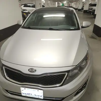 Perfect vehicle for an Uber or Lyft Driver Extra set of winter tires on rims Leather seats, fully lo...