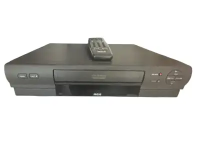 VINTAGE RCA VHS VCR VIDEO CASSETTE RECORDER VR332 TESTED WORKS Pick up in auburn bay