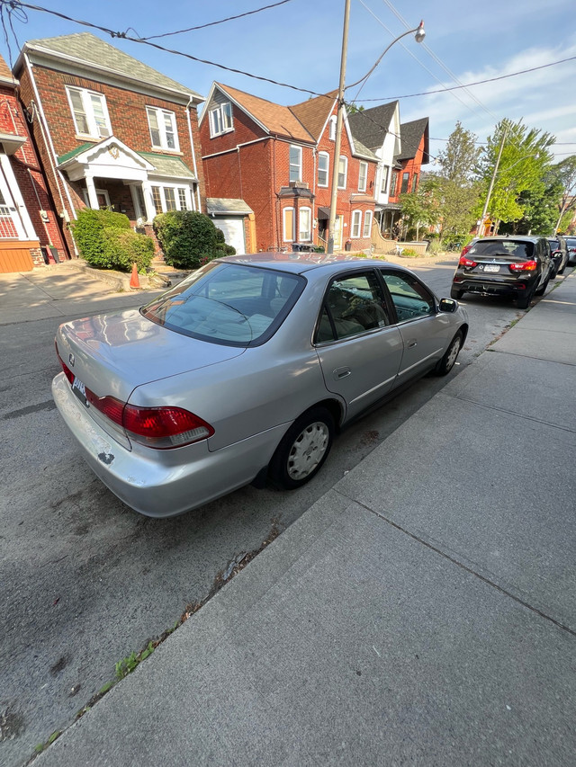 2002 Honda Accord in Cars & Trucks in City of Toronto - Image 2
