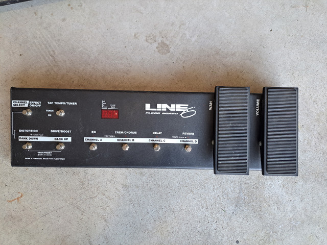 LINE 6 FLEX TONE 2 Guitar Modeling amplifier in Amps & Pedals in Hamilton - Image 2