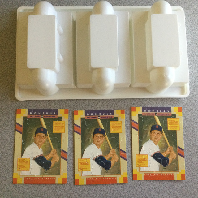 1990 National Baseball League Donruss 144 card Box Set +3 puzzle in Arts & Collectibles in Oshawa / Durham Region - Image 3