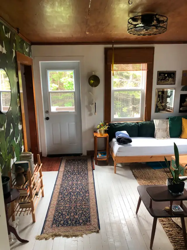 Cozy cabin in the woods July/ August in Short Term Rentals in Dartmouth - Image 6