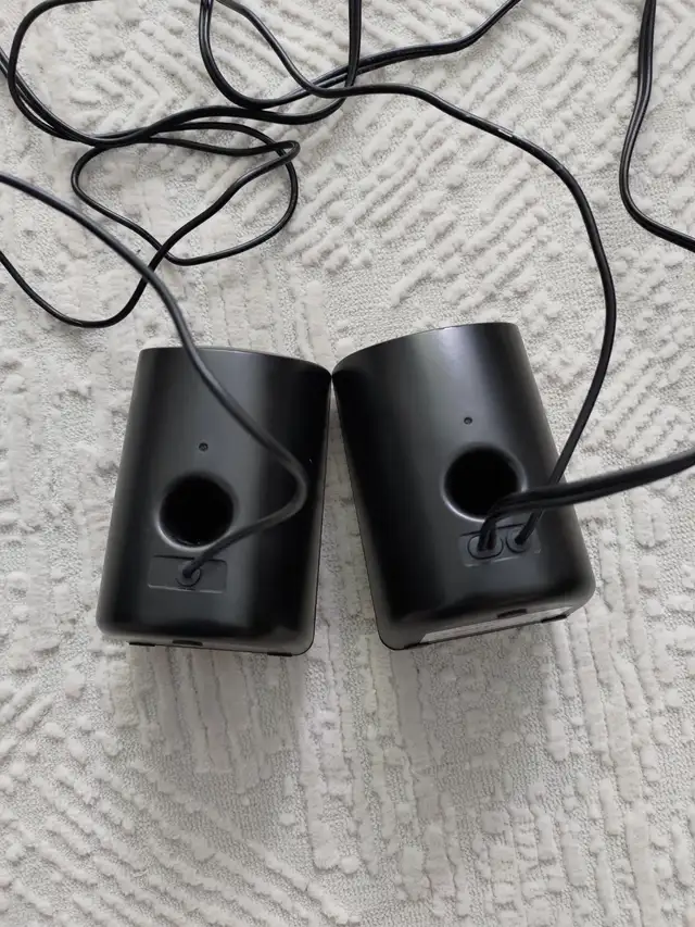 ASI Audio Technologies - Black USB Speakers Pair - EMCPU1-0G in Speakers in Burnaby/New Westminster - Image 3