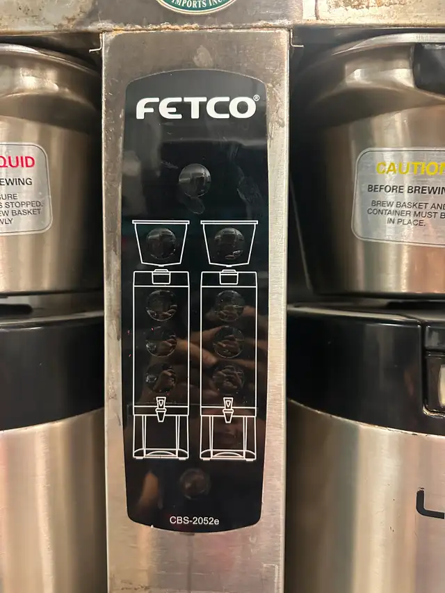 Commercial Restaurant Fetco Drip Coffee Maker CBS-2052e in Other in Calgary - Image 5