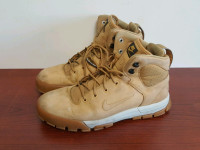 Nike Wheat ACG Winter Hiking Sneaker Boots ⎮ Mens Sz    10