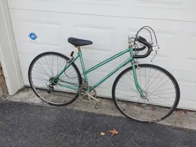 CCM Elite road bicycle, View more