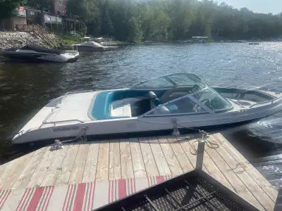 1993 StarCraft Eurostar Elite 17 ft Dow Rider, 3 Litre MerCruser. In like new condition low hours co...