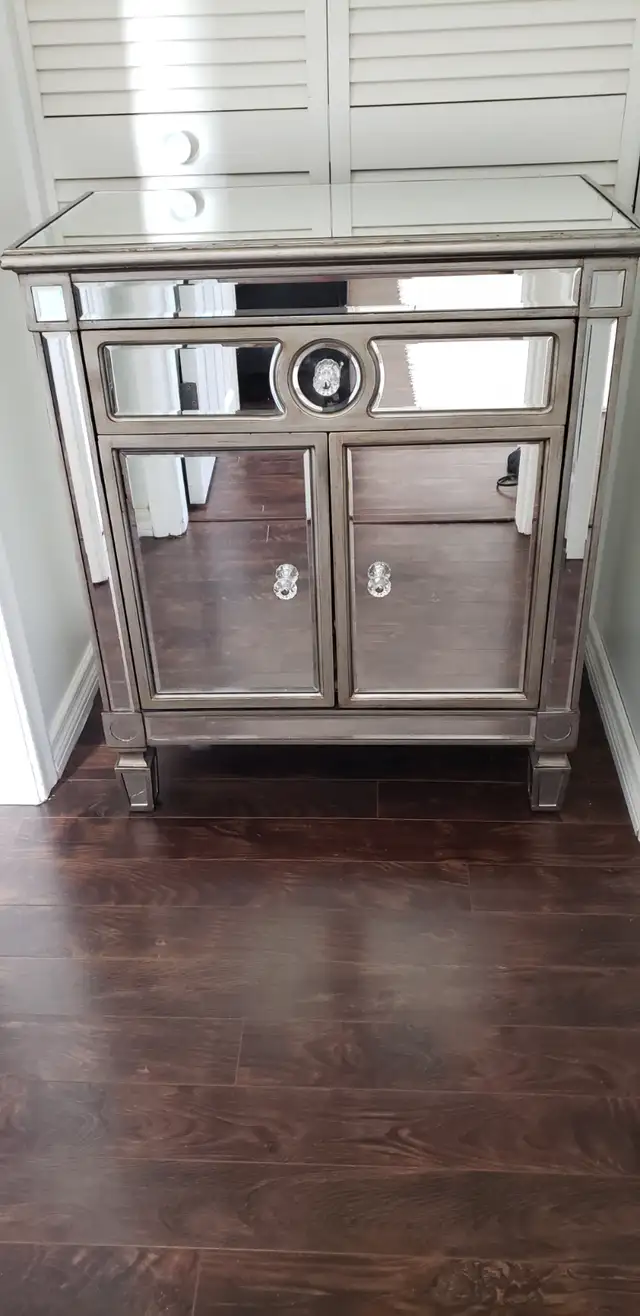 Set of Chic Mirror End Tables in Other Tables in Edmonton - Image 2
