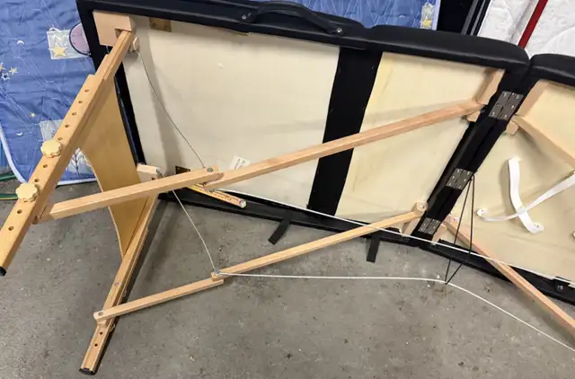 Portable Massage Table (Folding)64656288169857123