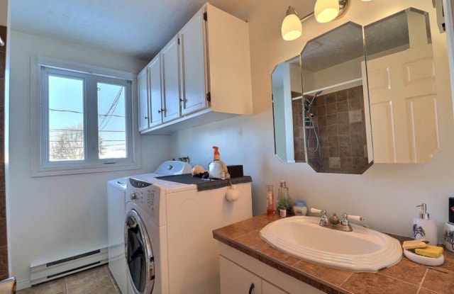230 Rue Poirier — photo 1