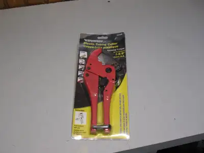 Racheting Plastic Tubing Cutter, BRAND NEW, never used, still in the original package. - stainless s...