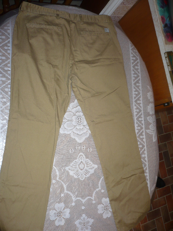 pants: Men's California Republic Khaki 36X32 in Men's in Cambridge - Image 2