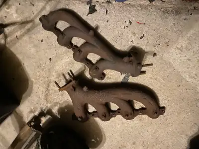 Came off of a 2003 Silverado extended cab with a 5.3 L. Removed due to manifold to header conversion...