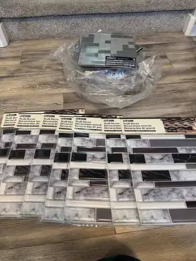 LOT of 30 Sheets Hardware Self-Adhesive Wall Tile contain 7 realistic marble-look finishes in black,...