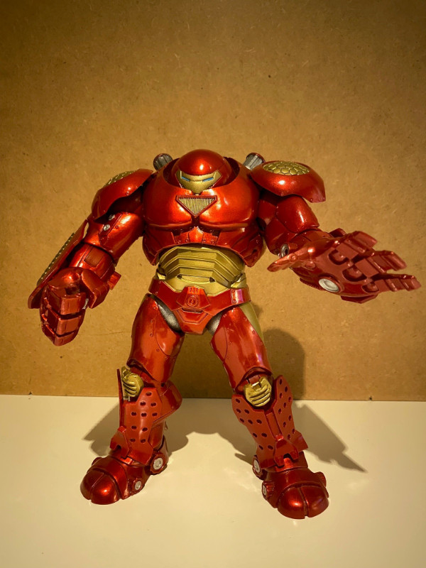 Marvel Select Hulkbuster in Toys & Games in City of Toronto