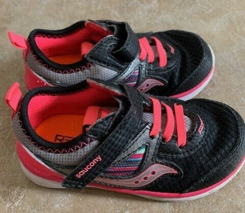 Saucony Girls Baby Volt Toddler Running Shoes Size 6.5 in Clothing - 18-24 Months in London