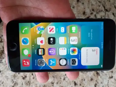 iPhone 8 64GB firm price 100 battery , View more