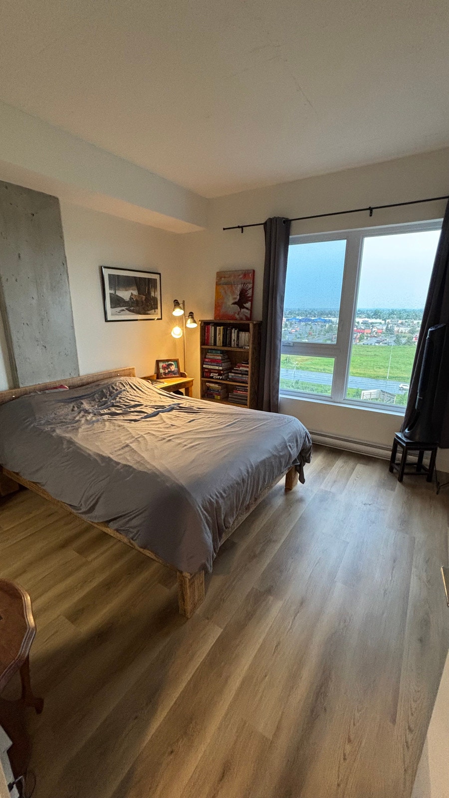 Grand 4 ½ Sainte-Catherine — 2375 $ TOUT INCLUS — photo 3