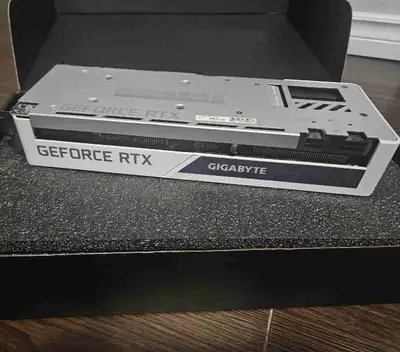 Gigabyte RTX 3070 Vision OC (Used in Great Conditon), View more
