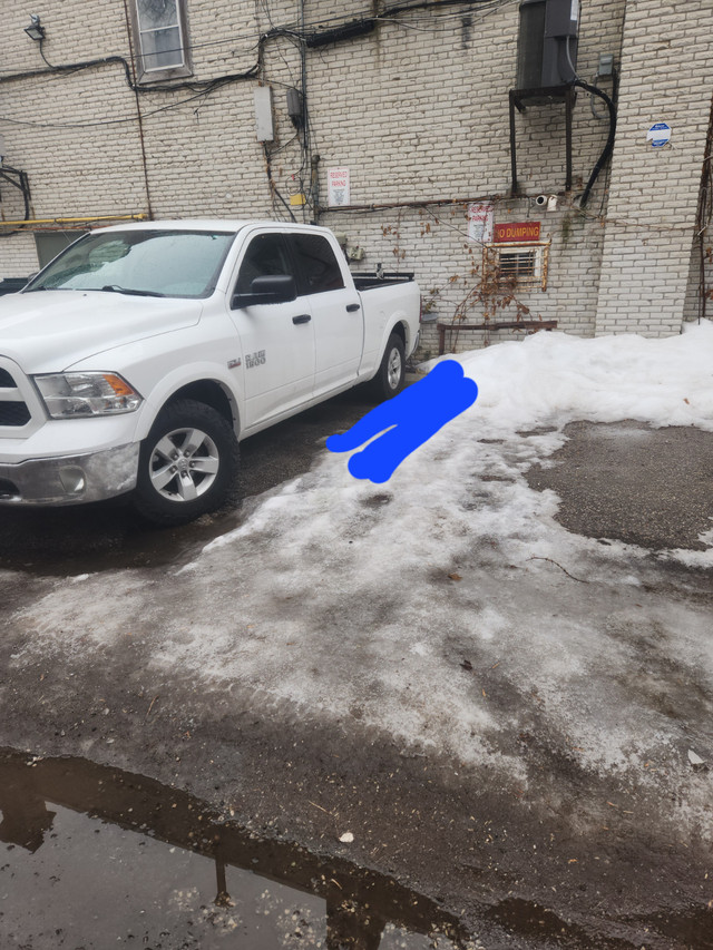 2015 Dodge ram outdoorsman Crew cab.  Mint condition. 75.000 Km in Cars & Trucks in City of Toronto - Image 3
