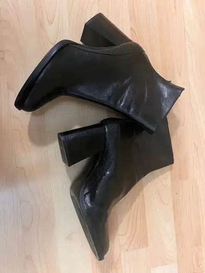 NEW — Zara Ankle Boots Black EU Size 40 , View more
