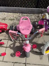 Pink kids trycicld / trycicle pour enfants rose 