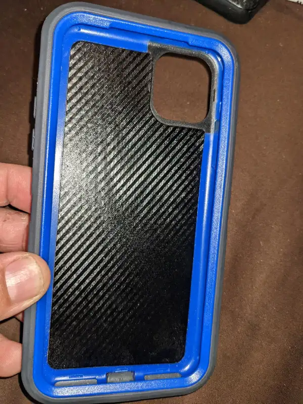 Heavy Duty Case iPhone 11 Pro (5.8") - Navy in Cell Phone Accessories in Mississauga / Peel Region - Image 2