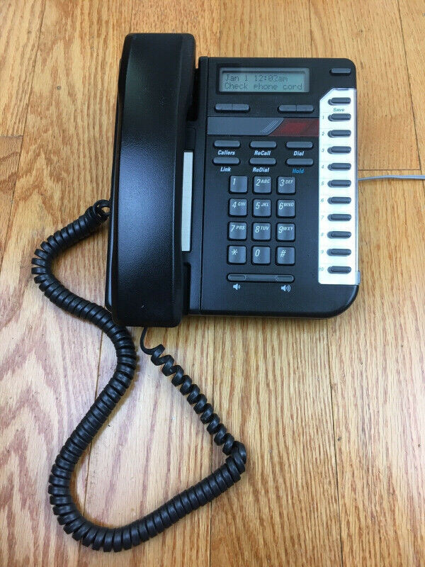 Nortel Vista 200 corded phone with speakerphone in Home Phones & Answering Machines in Ottawa