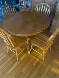 Oak table and chairs 