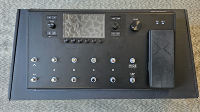 Line 6 Helix LT Multi-effects, View more