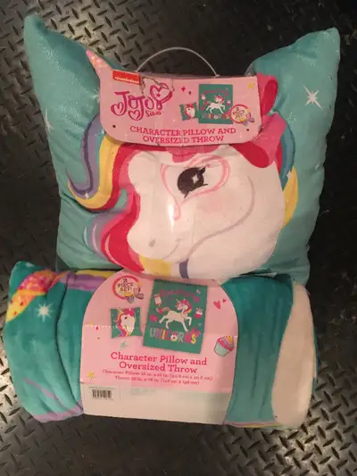BN JoJo Siwa Plush 2 Piece Throw Pillow Set, View more