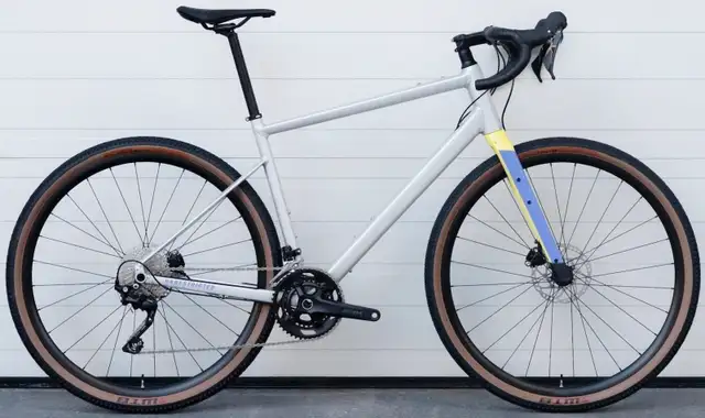 BRAND NEW BMC URS AL TWO Gravel Bike628643633431051218