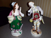 Beautiful MADE IN OCCUPIED JAPAN PORCELAIN FIGURINE, HAND PAINT