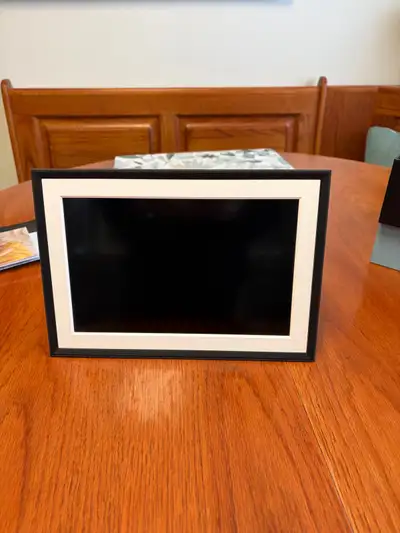 Aura Photo Frame , View more