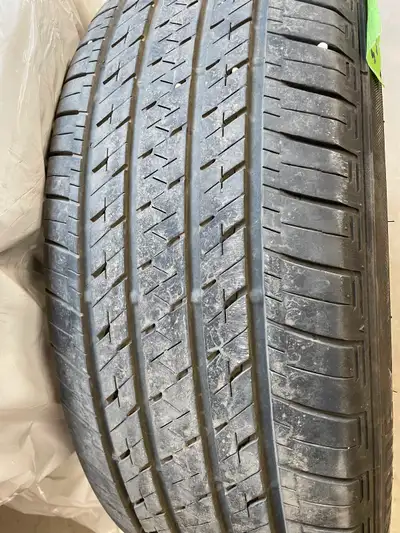 Four tires for SUV used in good condition Bridgestone Summer use