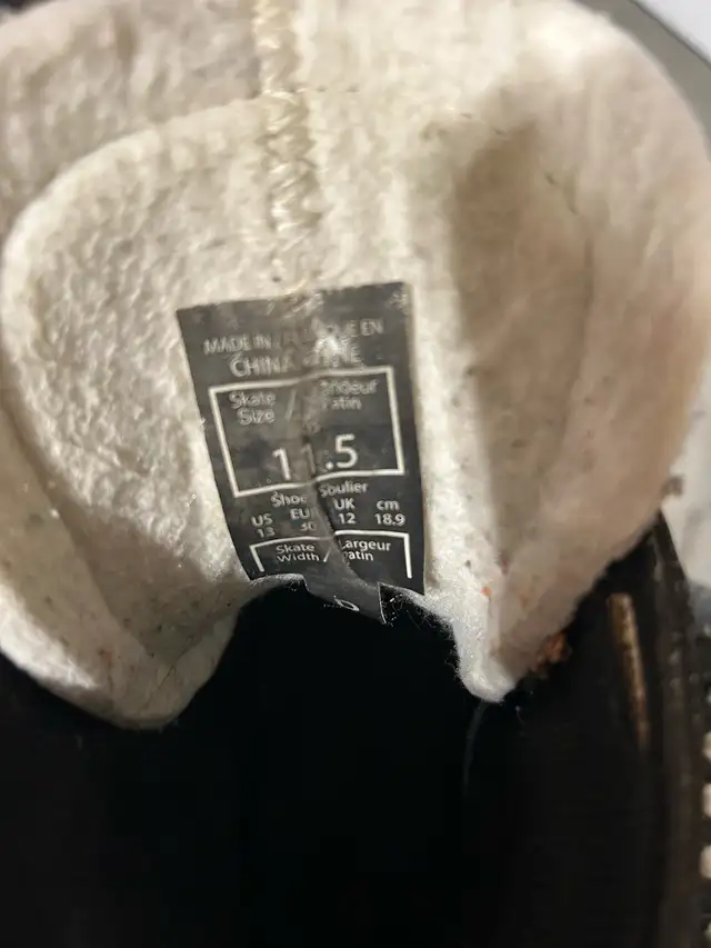 CCM Tacks kids skates in Skates & Blades in Sudbury - Image 3