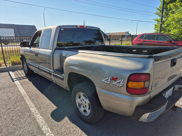 2002 CHEVROLET SILVERADO 4x4 in Cars & Trucks in Kingston - Image 3
