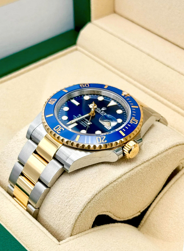 2024- Rolex Sub (Make Your Offer) in Jewellery & Watches in Mississauga / Peel Region - Image 2