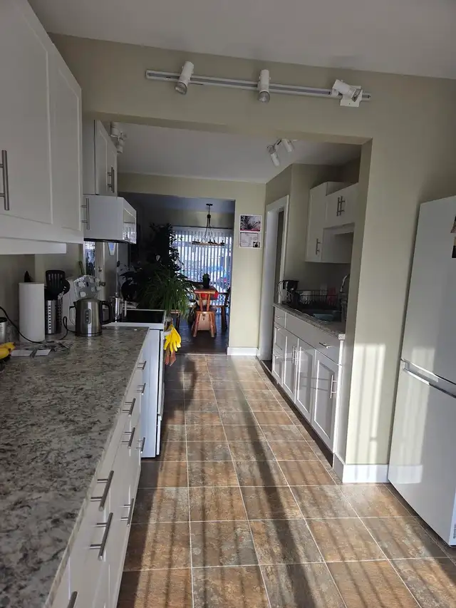 Top Floor of House for Rent - 1 Bedroom in Long Term Rentals in Cranbrook - Image 6