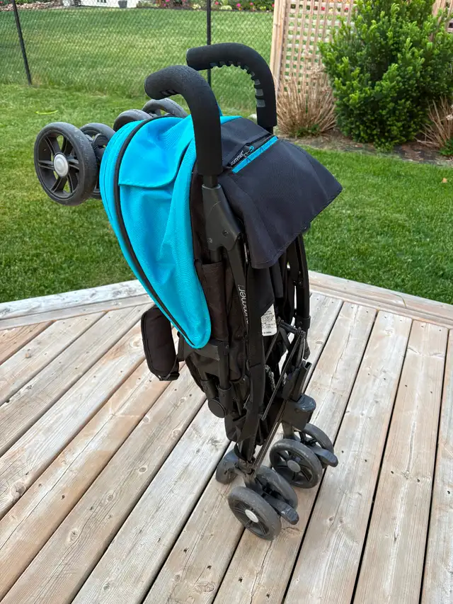 Used Stroller - Summer Infant 3D-One stroller (Blue) in Strollers, Carriers & Car Seats in Oakville / Halton Region - Image 4