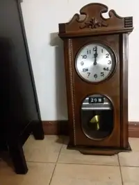 Horloge avec pendule